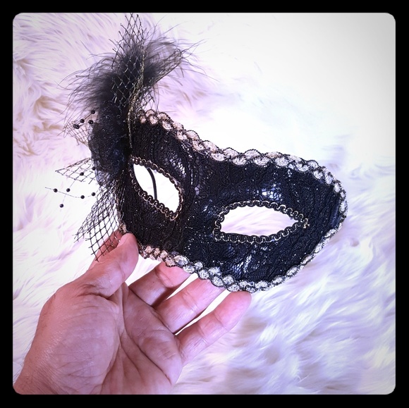 Masquerade Mask 🔥 Bundle - Picture 6 of 8